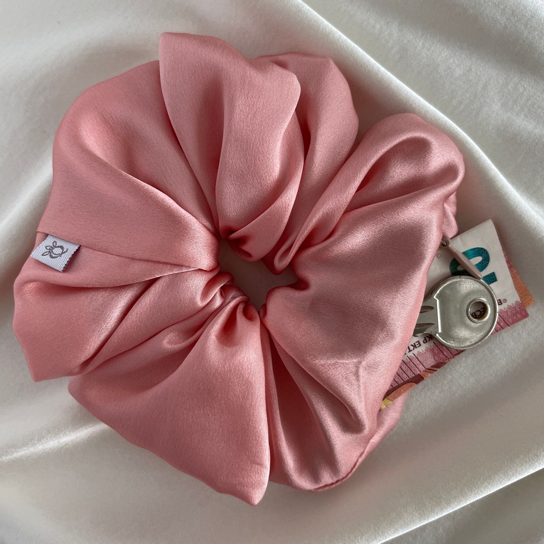 Gumka Jedwabna z kieszenia